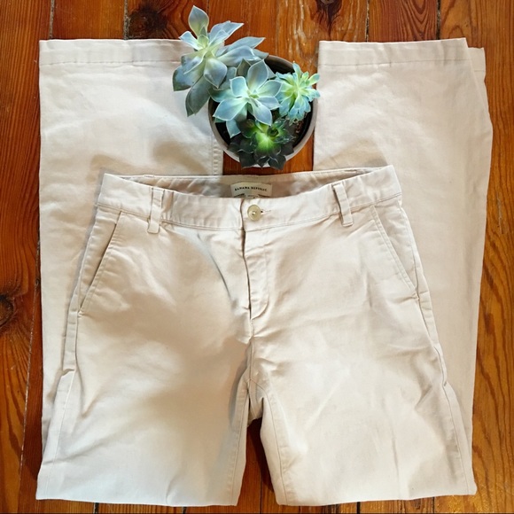 BANANA REPUBLIC - Size 4 Stretch Khakis - Picture 3 of 8